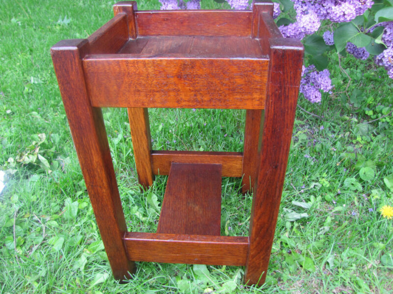 Antique Arts & Crafts L&jG Stickley Plant Stand. W4269 - Image 8