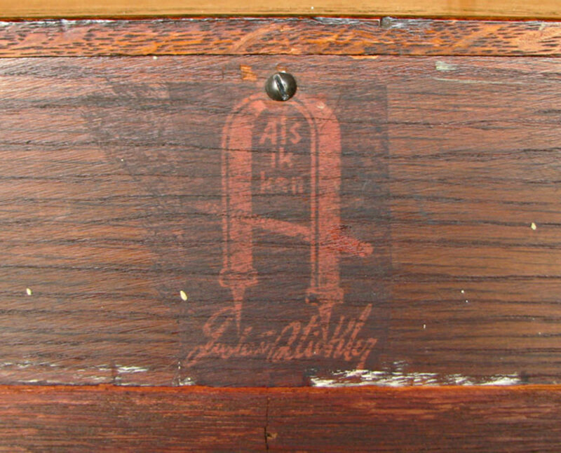 Gustav Stickley Bookcase F1281 - Image 6
