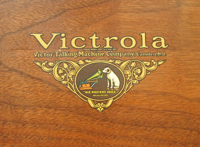 Victor  Victrola F9998