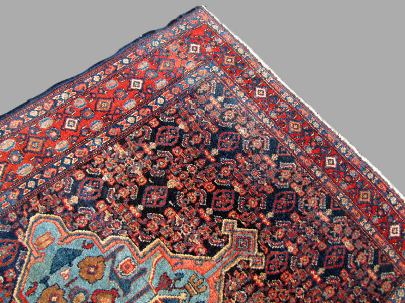 Persian Senne Rug. RR2455 - Image 5