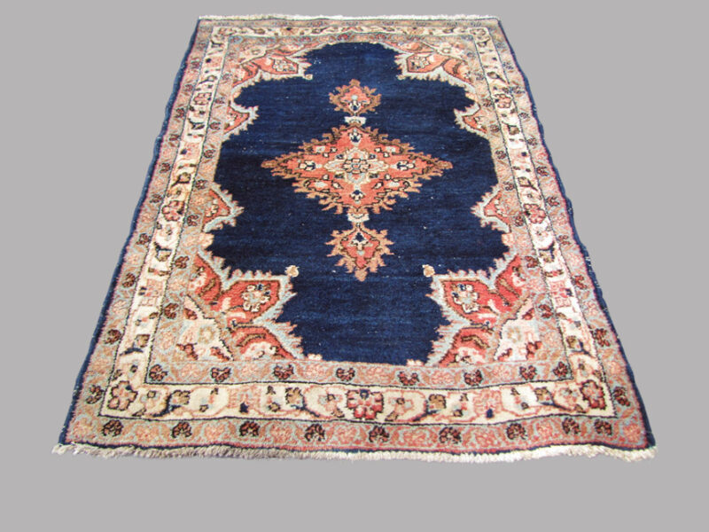 Antique persian hamadan oriental rug from the 1940s rr2604
