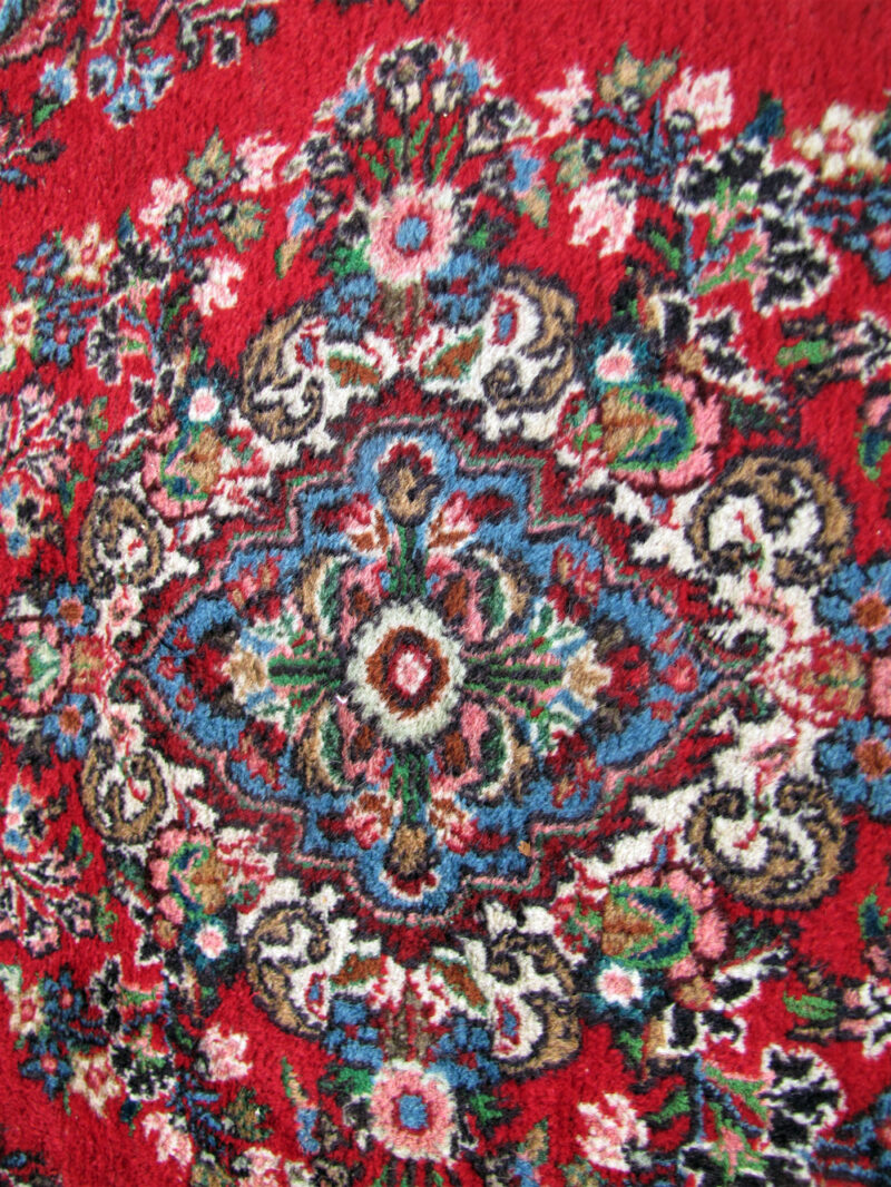 Vintage Persian Sarouk Oriental Rug. RR2911 - Image 8