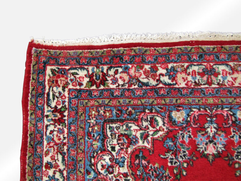 Vintage Persian Sarouk Oriental Rug. RR2911 - Image 4
