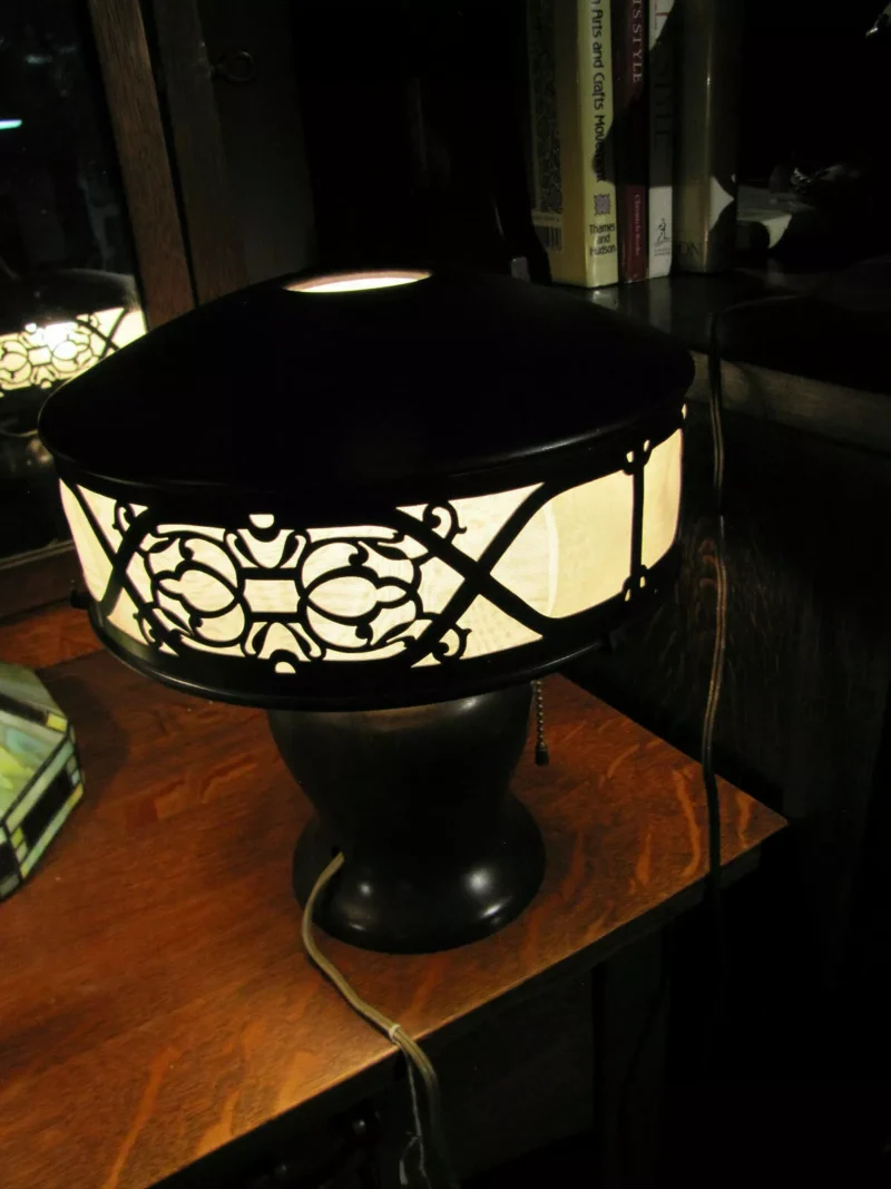 Large Antique HEINTZ Table Lamp Stickley Era - w5781 - Image 2