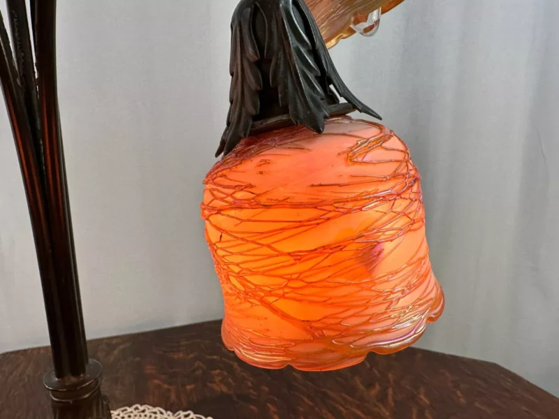 ANTIQUE TABLE LAMP with LILY form Shades Quenzel Style W7584 - Image 4