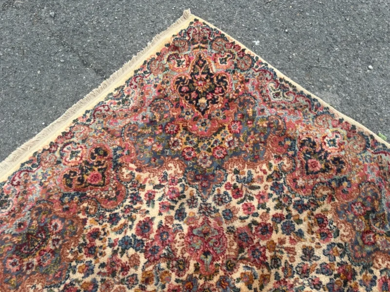 Vintage Karastan Rug - size 6'3" by 9' RR5299 - Image 15