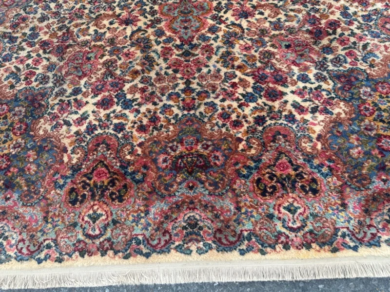 Vintage Karastan Rug - size 6'3" by 9' RR5299 - Image 16
