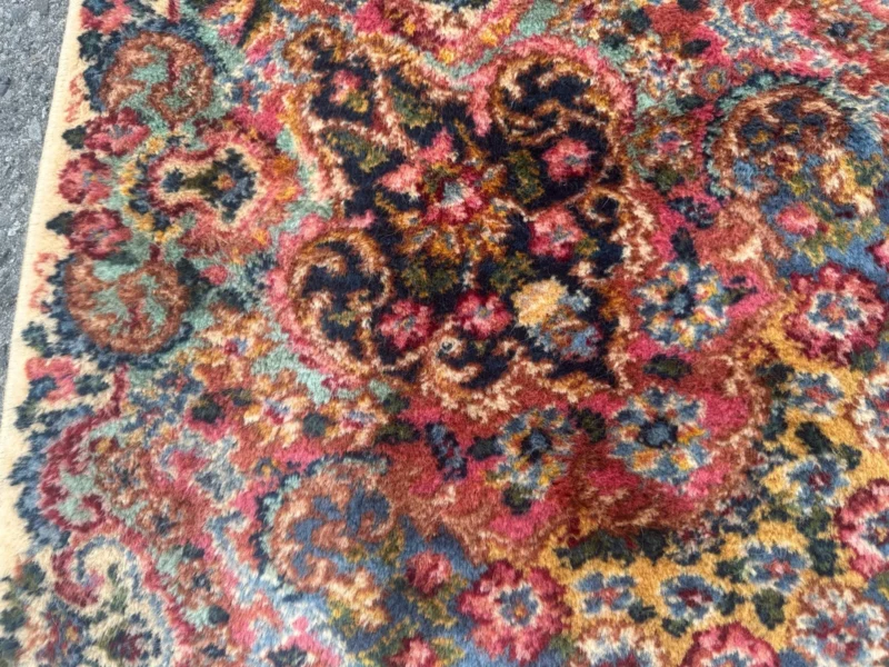 Vintage Karastan Rug - size 6'3" by 9' RR5299 - Image 6
