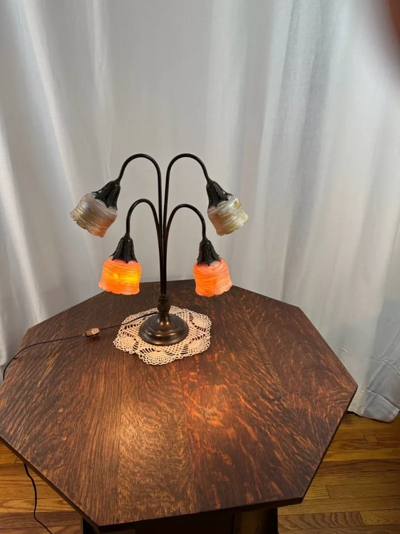 ANTIQUE TABLE LAMP with LILY form Shades Quenzel Style W7584 - Image 6