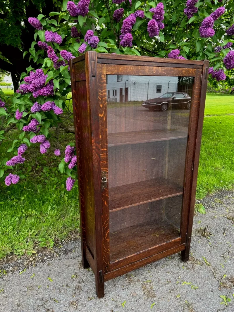 ANTIQUE GRAND RAPID bookcase , circa 1900 stickley era w7423