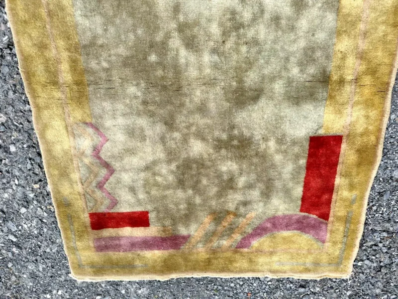 DECO design made wool pile rug in very good condition. REDUCED PRICE -  rr4722 - Image 3
