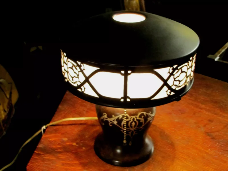Large Antique HEINTZ Table Lamp Stickley Era - w5781 - Image 4