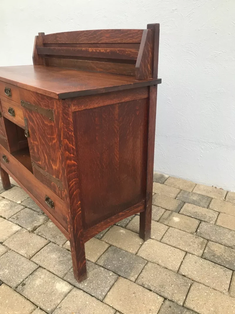 ANTIQUE  GOOD CONDITION PERIOD L&JG STICKLEY SIDEBOARD SUPER HARDWARE - Image 14