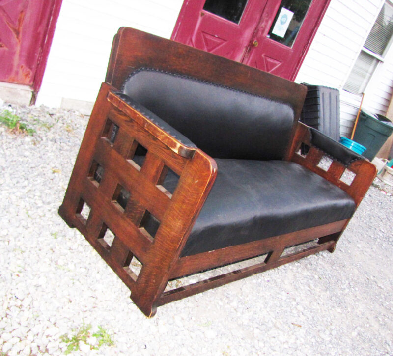 Superb Karpen  Settle w1320 - Image 17