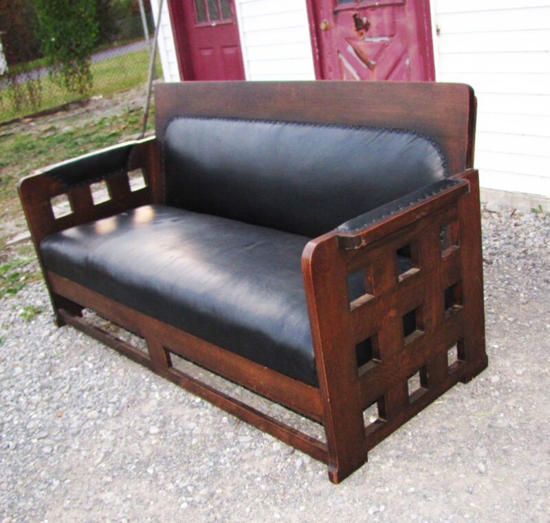 Superb Karpen  Settle w1320 - Image 3