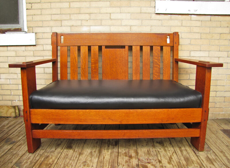 Charles Stickley  3 Piece Parlor Set W1546 - Image 4