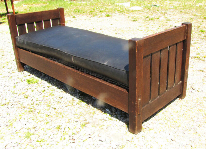 Rare And Good  Gustav Stickley  Lounge Mod #191  W2238