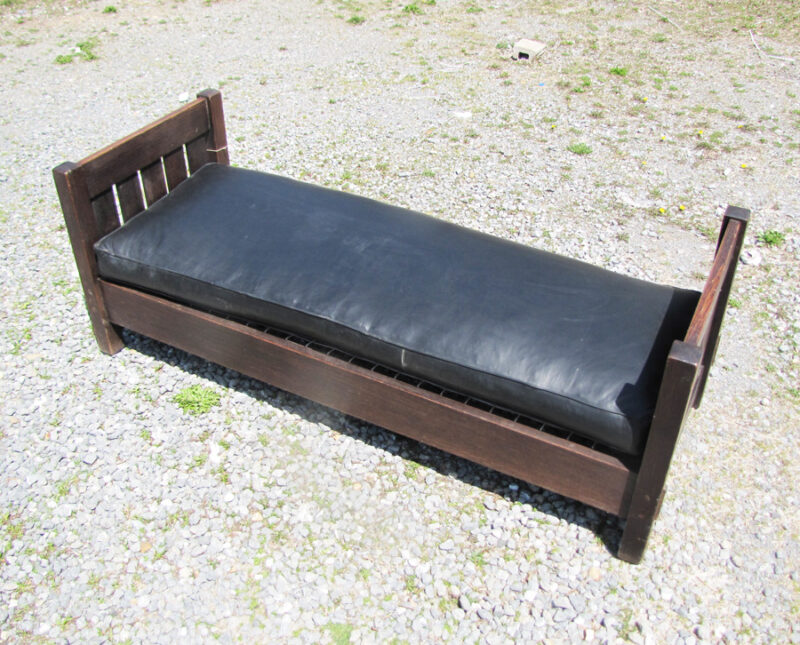 Rare And Good  Gustav Stickley  Lounge Mod #191  W2238 - Image 4