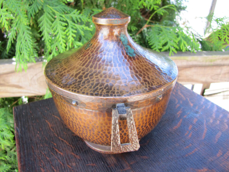 EARLY Roycroft Hammered Copper Humidor W2255 - Image 9