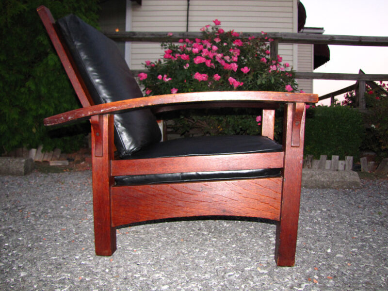 Superb Gustav Stickley  Early Bow Arm Morris Chair w2949 - Image 4
