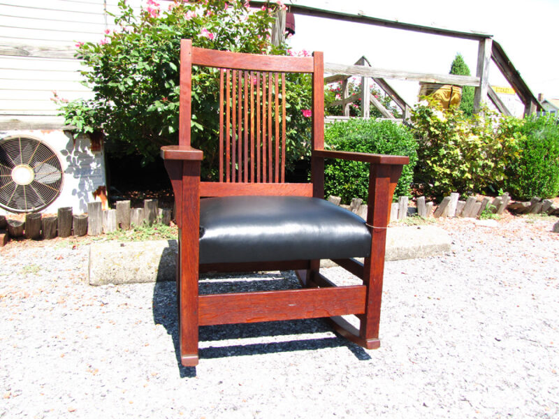 Gustav Stickley Spindle Back Arm Rocker w3019