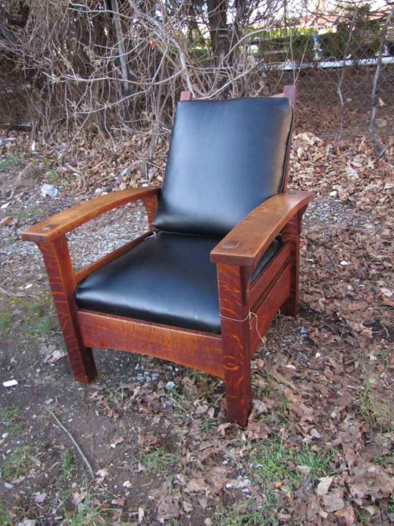 Superb  Early  Gustav  Stickley  Bow  Arm  Morris  Chair  W3319 - Image 2