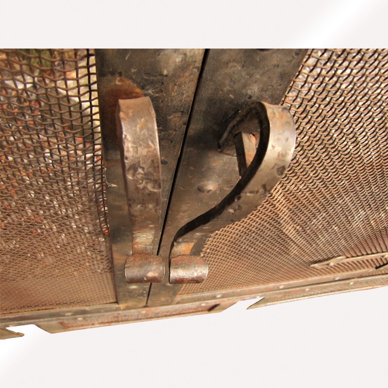 Superb Antique Arts & Crafts Hammered Iron Fireplace Screen w3941 - Image 5