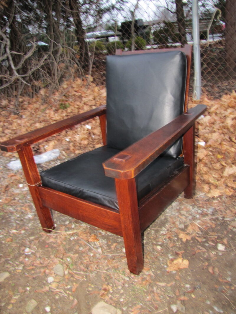 Superb Nice Long And Narrow Stickley Brother Morris Chair w4073? - Image 2