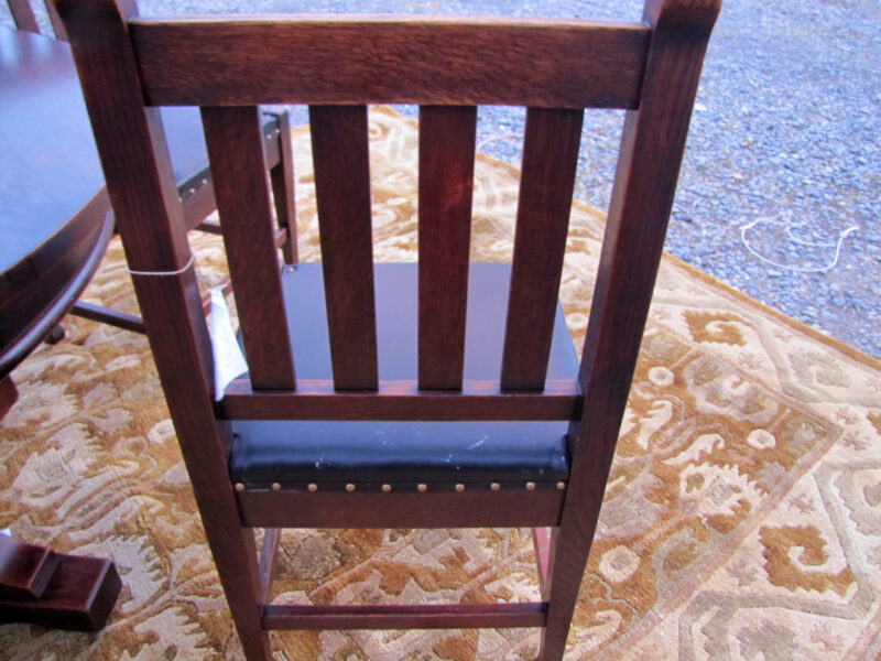 Superb Set of Roycroft Dining Table and Four Chairs w4148 - Image 9