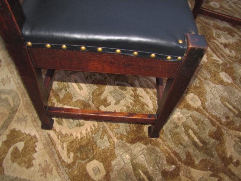 Superb Set of Roycroft Dining Table and Four Chairs w4148 - Image 7