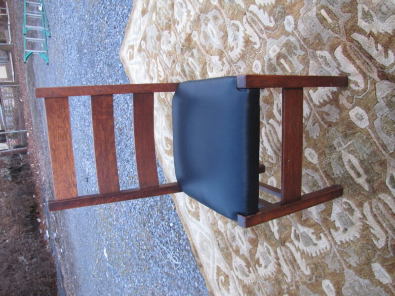 Antique Gustav Stickley Chair w4173