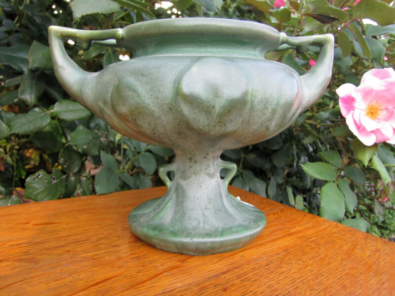 Good Looking Marked Art Pottery From The Early 1900s In A Perfect Shape  w4314