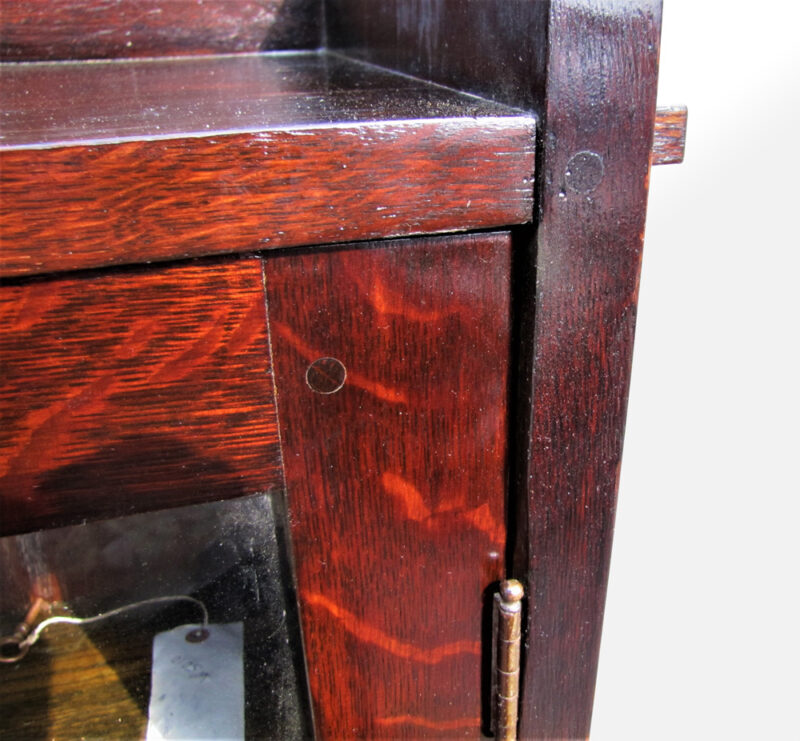 Antique Two Door L&jG Stickley Bookcase w5010 - Image 10